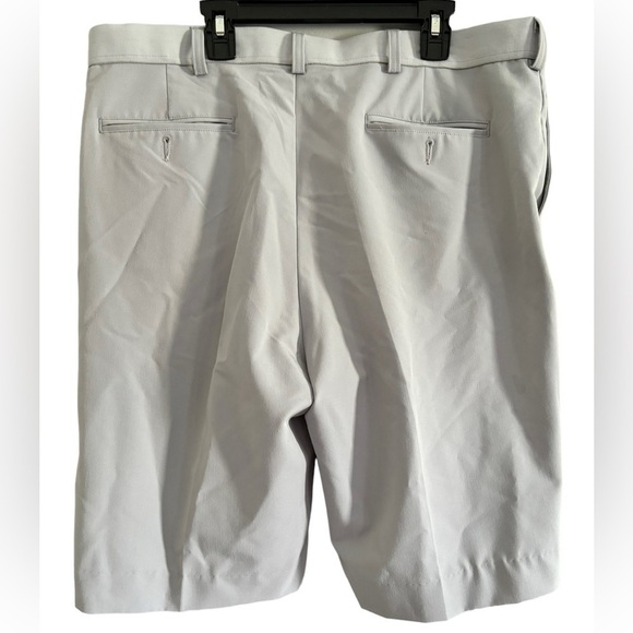 Monterey Club Men's Fairway Stretch Golf Shorts Men's Size 36" Waist Light Gray - Picture 3 of 7
